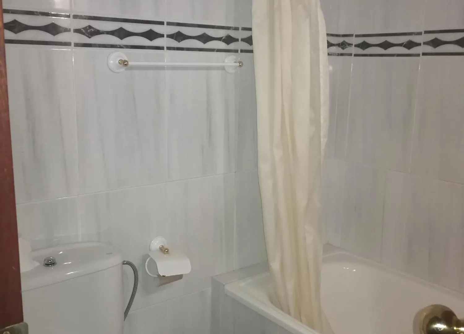 Pension Pinzapa Chipiona Spain